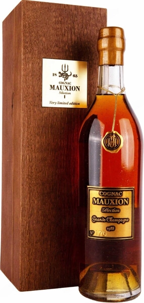 Коньяк Mauxion Selection Grande Champagne AOC, 1988, wooden box, 0.7 л