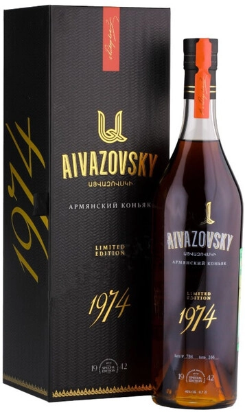 Коньяк "Айвазовский" Лимитед Эдишн, 1974, в подарочной коробке, 0.7 л