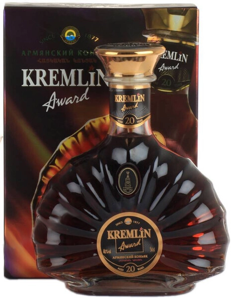Коньяк Kremlin Award 20 Years Old, gift box, 0.5 л