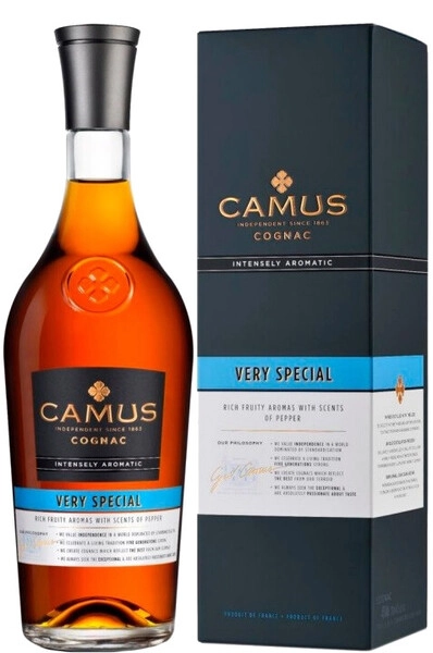 Коньяк Camus V.S., gift box, 0.7 л