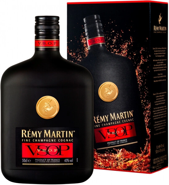 Коньяк Remy Martin VSOP, 0.5 л