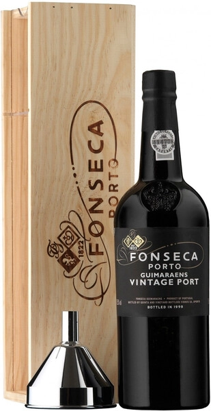 Портвейн Fonseca, Guimaraens Vintage Port, 2018, wooden box