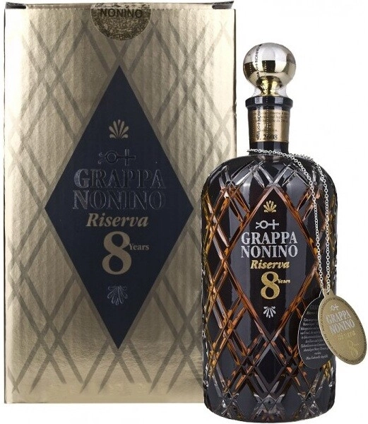 Граппа Grappa Nonino Riserva, 8 Years, gift box, 0.7 л