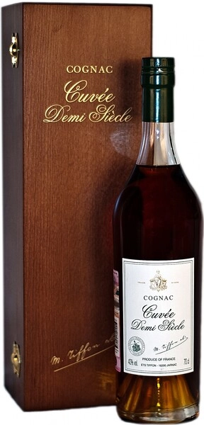 Коньяк Cuvee Demi Siecle, wooden box, 0.7 л