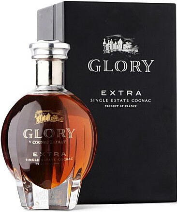 Коньяк Leyrat Extra, in decanter Glory, wooden box, 0.7 л