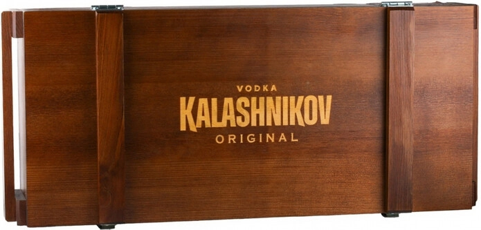 Водка "Калашников" АК Стандарт, в деревянном ящике, 0.7 л