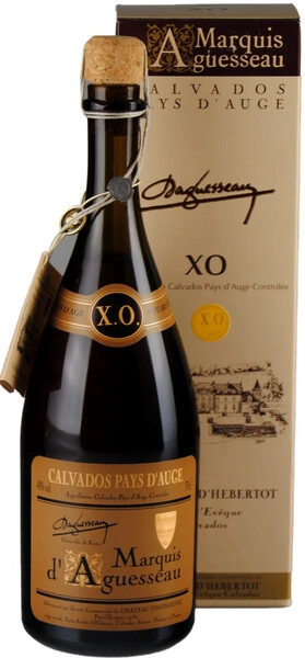 Кальвадос Marquis d'Aguesseau, XO, 12 ans, gift box, 0.7 л