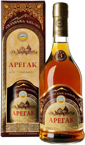 Армянский коньяк "Арегак" 3 Звезды, в подарочной коробке, 0.5 л