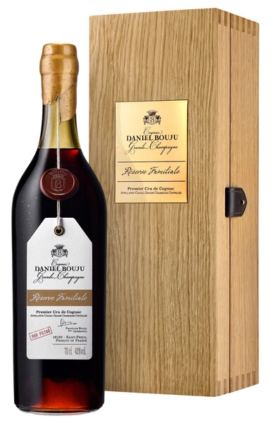 Коньяк Daniel Bouju, Reserve Familiale, wooden box, 0.7 л