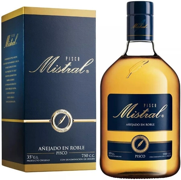 Водка Pisco Mistral Especial, gift box, 0.75 л