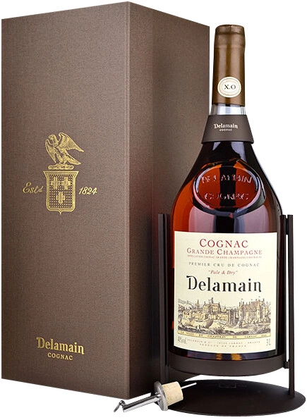 Коньяк Delamain, Pale & Dry XO, gift box with a pouring stand, 3 л