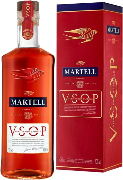 Коньяк Martell VSOP Aged in Red Barrels, gift box, 0.5 л