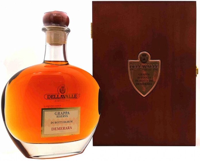 Граппа Grappa Affinata in botti da Rum (Demerara), 2005, gift box, 0.7 л