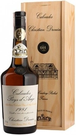Кальвадос Coeur de Lion Calvados Pays d'Auge, 1981, wooden box, 0.7 л