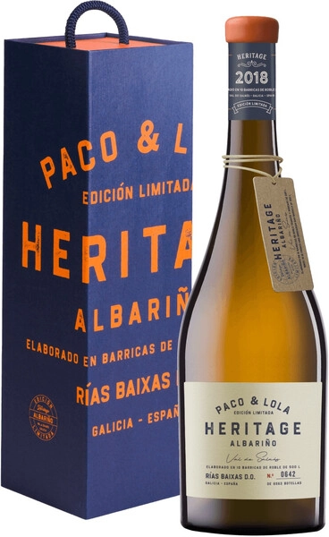 Вино Paco & Lola Heritage Albarino, Rias Baixas DO, 2018, gift box