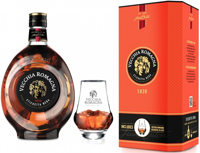 Бренди Vecchia Romagna Etichetta Nera, gift box with glass, 0.7 л
