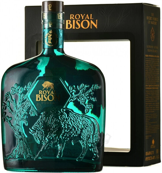 Водка Royal Bison, gift box, 0.7 л