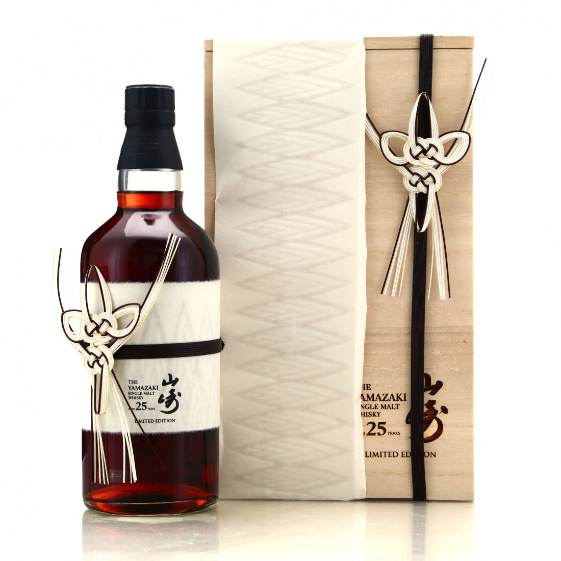 Виски Suntory Yamazaki 25 Limited Edition YO 0.7 л в коробке