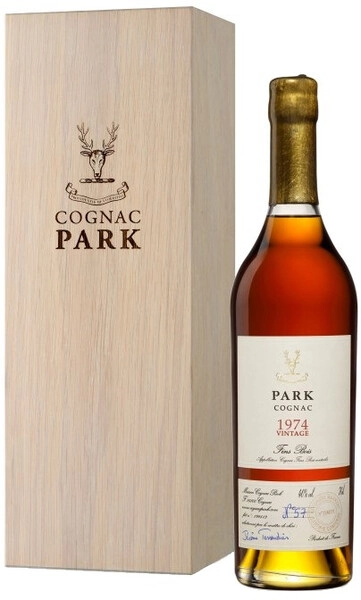 Коньяк Park Fins Bois AOC, 1974, gift coffret, 0.7 л