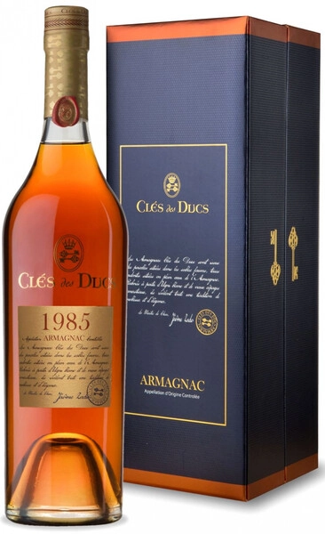 Арманьяк Cles des Ducs Millesime, Armagnac AOC, 1985, gift box, 0.7 л