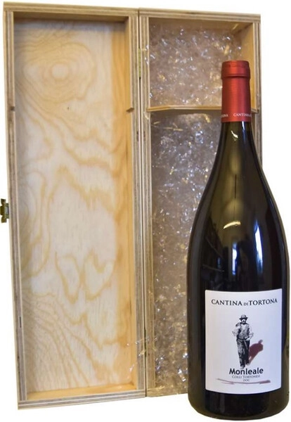 Вино Cantina di Tortona, Monleale, Colli Tortonesi DOC, wooden box, 1.5 л