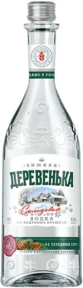 Водка Зимняя деревенька Кедровая на солодовом спирте, 250 мл