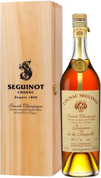 Коньяк Seguinot, Reserve De La Famille, 1952, in wooden box, 0.7 л