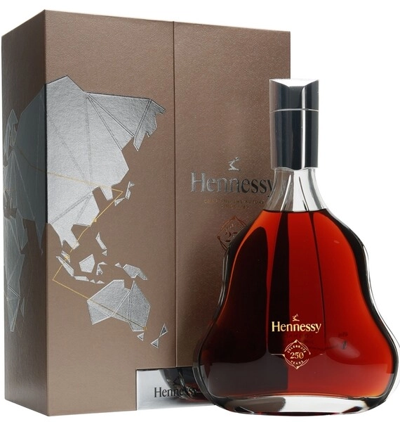 Коньяк Hennessy, 250 Collector Blend, gift box, 1 л
