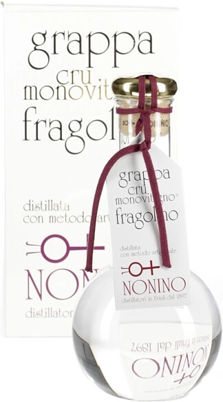 Граппа Cru Monovitigno Fragolino, gift box, 0.5 л