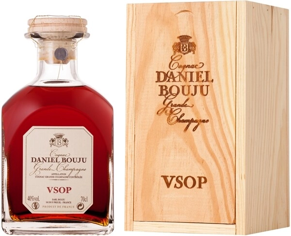 Коньяк Daniel Bouju, VSOP, carafe & wooden box, 0.7 л