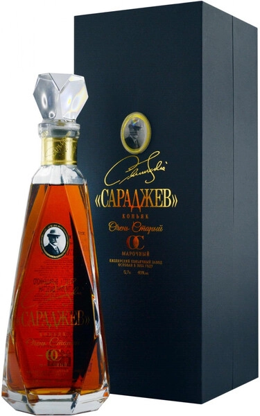 Коньяк Сараджев ОС, в подарочной коробке (сувенирный комплект), 0.7 л