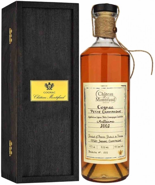 Коньяк Chateau de Montifaud Millesime, Petite Champagne AOC, 2002, wooden box, 0.7 л