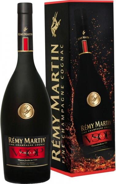 Коньяк Remy Martin VSOP, with box, 1 л