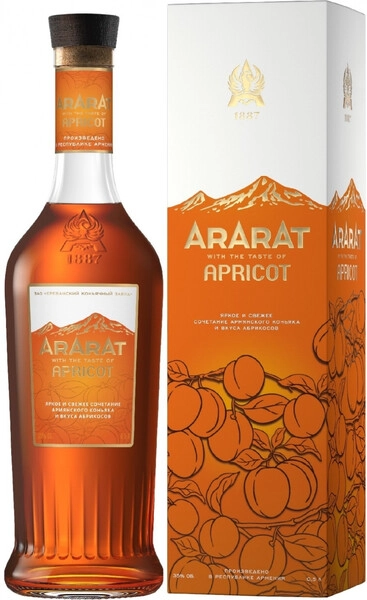 Коньяк Арарат Абрикос, в подарочной коробке, 0.5 л