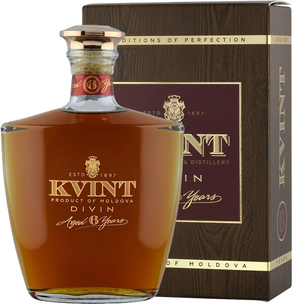 Коньяк Kvint VSOP, 6 years old, gift box, 0.5 л