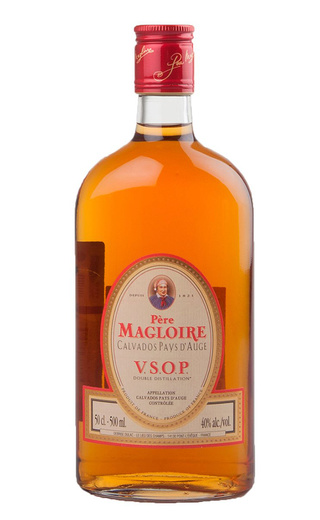 Pere magloire calvados pays d auge. Кальвадос пер Маглуар ВСОП. Pere Magloire VSOP Calvados. Кальвадос Пьер Маглуар VSOP.