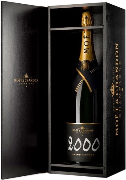 Шампанское Moet & Chandon, Grand Vintage, 2000, wooden box
