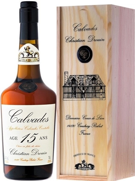 Кальвадос Christian Drouin, Calvados 15 ans, gift box, 0.7 л