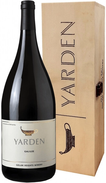 Вино Golan Heights, Yarden Pinot Noir, 2017, gift box, 1.5 л