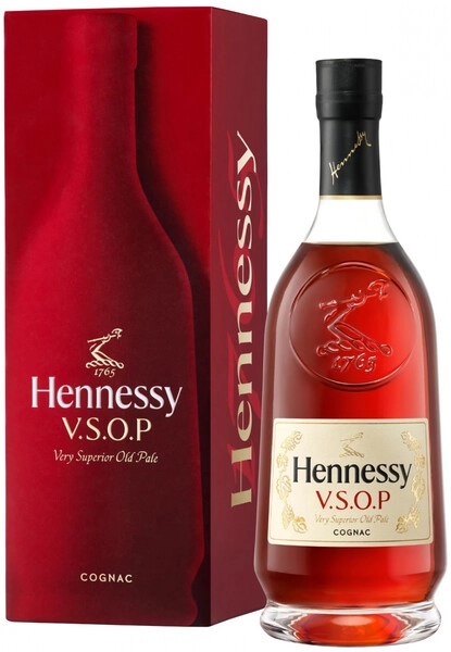 Коньяк Hennessy V.S.O.P., with gift box, 1 л