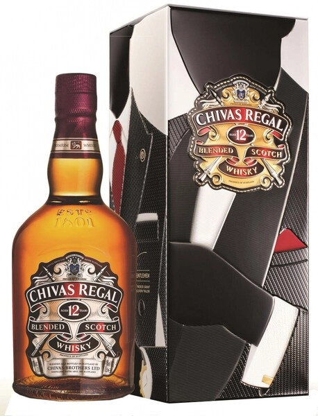 Виски Chivas Regal 12 years old, gift box Patrick Grant, 0.7 л